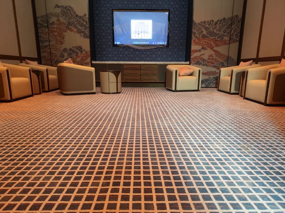 上海缤纷里希尔顿嘉悦里酒店｜开利阿克明地毯艺术化定制案例